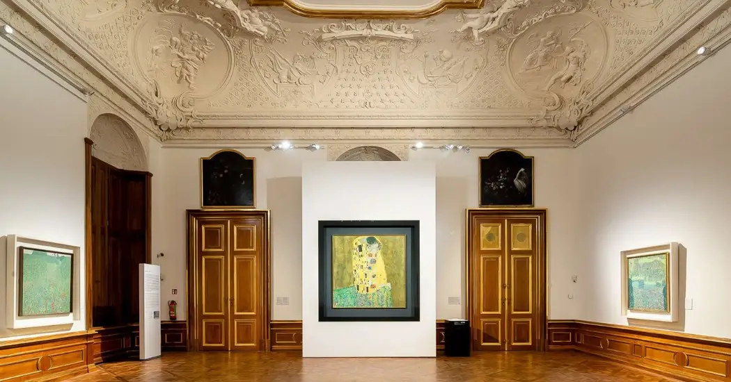 Gustav Klimt's famous painting "The Kiss" is on display in the Belvedere Palace